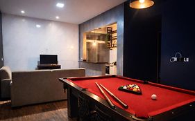 Casa Terceira Pedra Itapoá - Completa, Conforto, Mesa de Bilhar, Wi-Fi, Ar na Suíte, Churrasqueira, Garagem, Perto da Praia e Centro 5 min